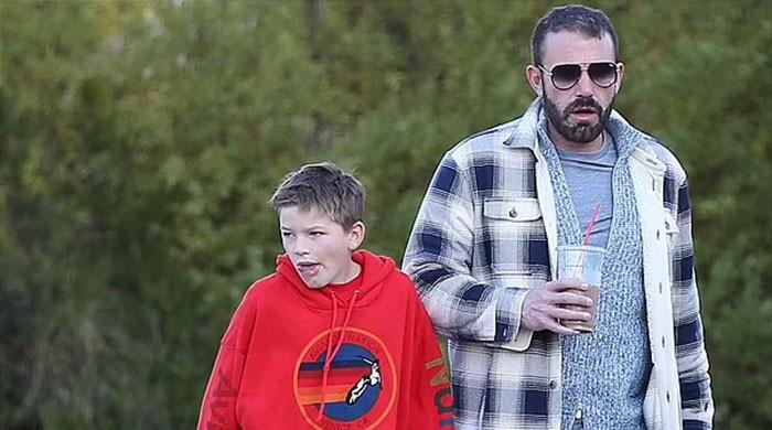 Ben Affleck spotted beaming during morning stroll amidst Britney Spears’ throwback claims Ben Affleck spotted beaming during morning stroll amidst Britney Spears’ throwback claims