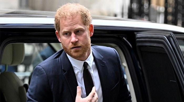 Prince Harry may burn ‘final bridge’ to royals if rift worsens