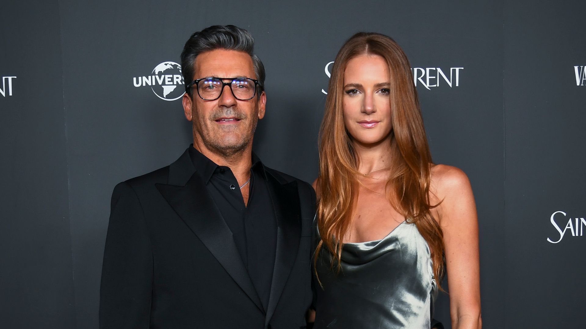 Jon Hamm’s statuesque wife towers over her husband in stunning new appearance