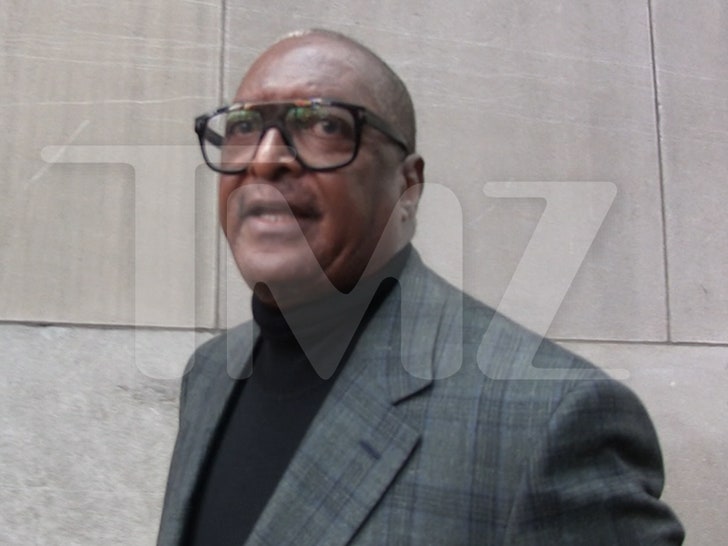 Mathew Knowles Says Beyoncé’s Hair Venture is Valid, Despite Criticism