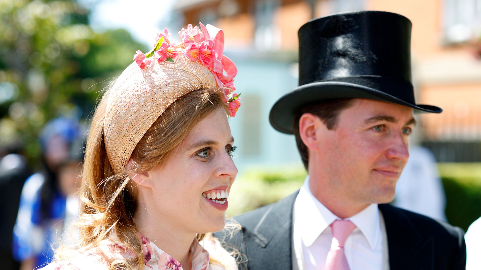 Princess Beatrice oozes glamour in super cinched dress for ritzy date with Edoardo Mapelli Mozzi