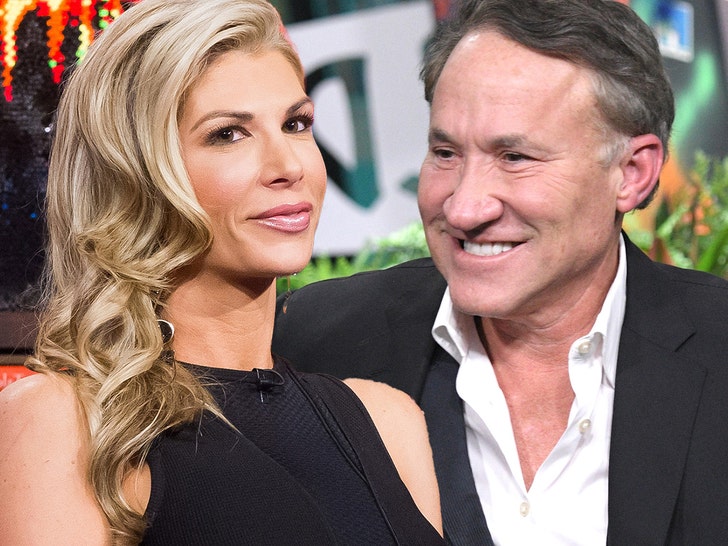 ‘RHOC’ Alexis Bellino’s Ear Infected By Piercing, Dr. Terry Dubrow Helps Out