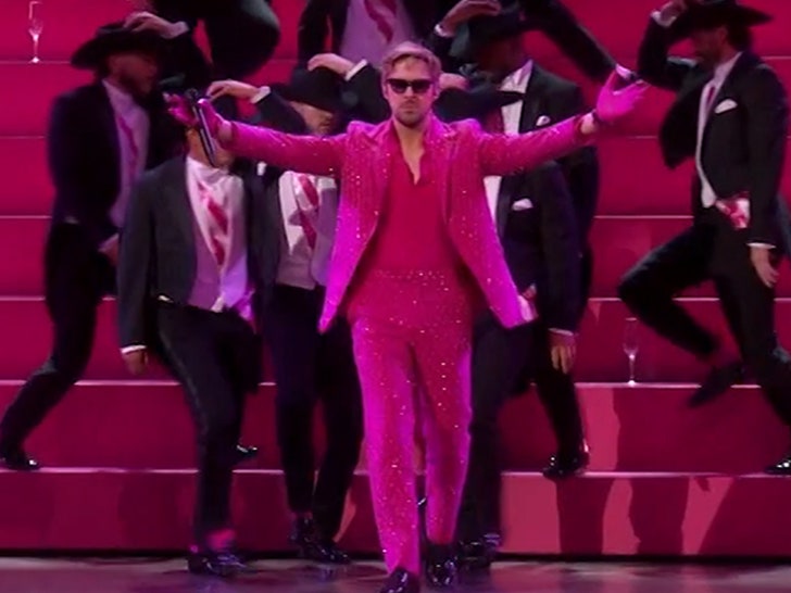 Ryan Gosling Performs ‘I’m Just Ken’ with Help of Slash at Oscars