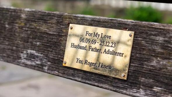 Savage plaque appears on bench paying tribute to ‘adulterer’ sparking Banksy rumours