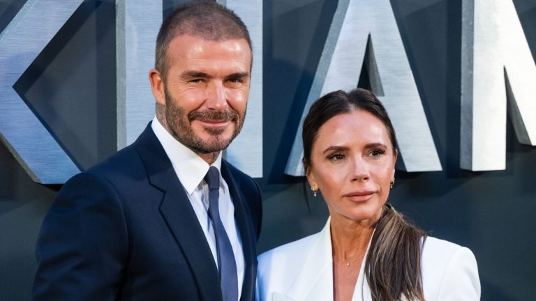 Victoria Beckham is a vampy vixen in lace for special family evening