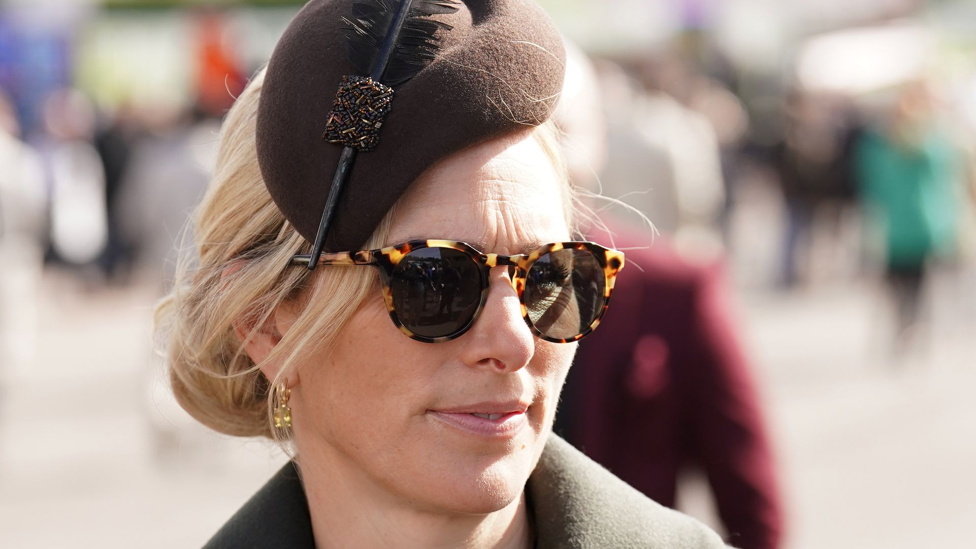 Zara Tindall highlights waist with cinched-in coat at the races
