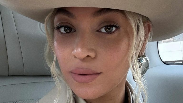 Beyoncé is unrecognizable in slinky lace catsuit and over-the-knee boots
