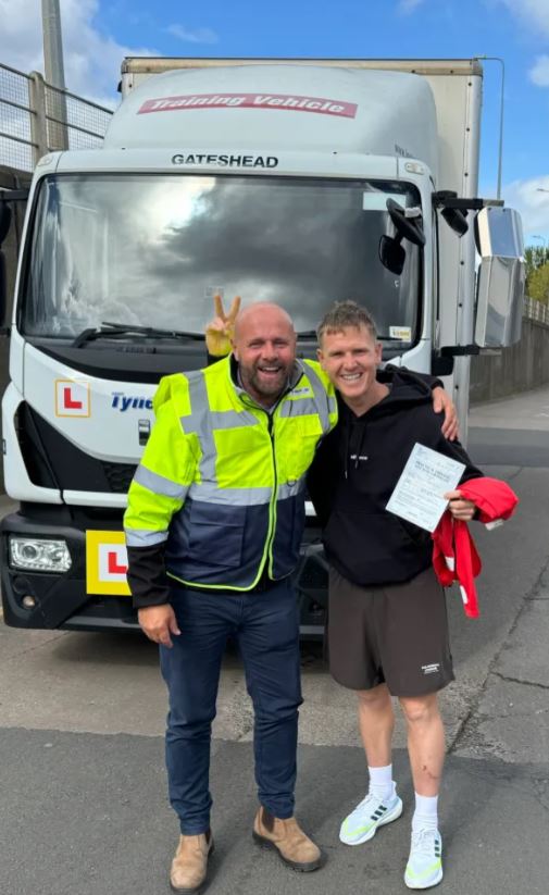 Fans left stunned as Newcastle star Matt Ritchie gets HGV licence and joke he’ll be ‘driving the team coach next season’