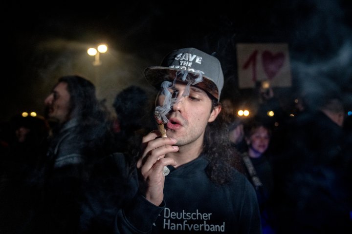 Germany legalizes possession of small amounts of cannabis