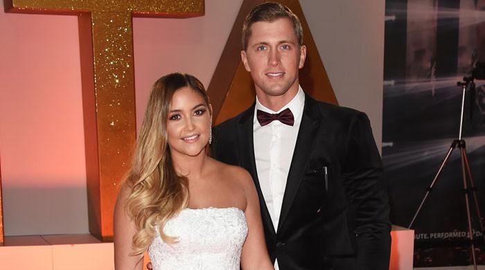 Jacqueline Jossa’s Easter photos spark split rumors
