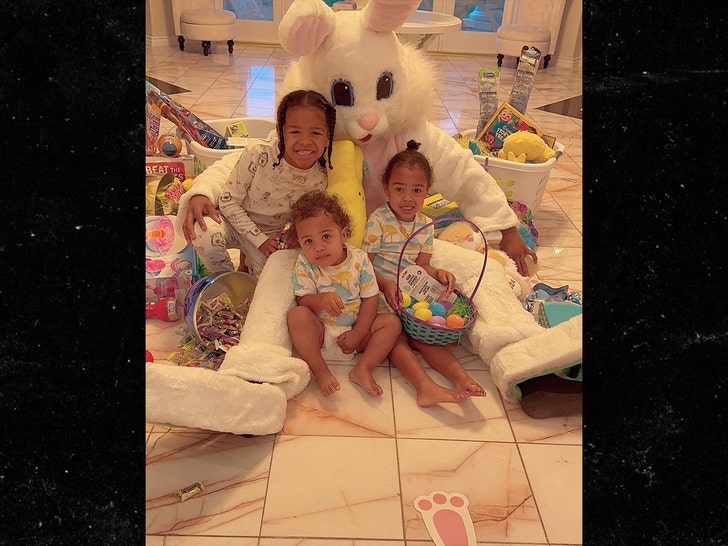 Nick Cannon Hops Around Town To Celebrate Easter With All 12 Kids