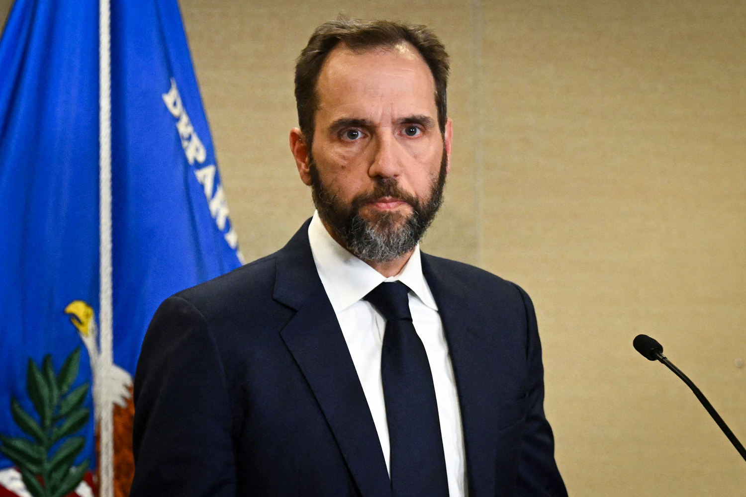 Special counsel rips judge’s jury instructions request in Trump classified documents case