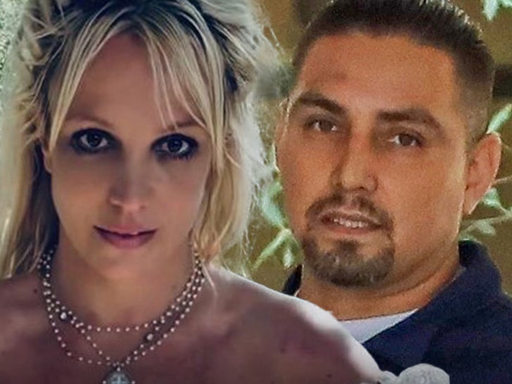 Britney Spears and Boyfriend Have History of Fights, Trouble