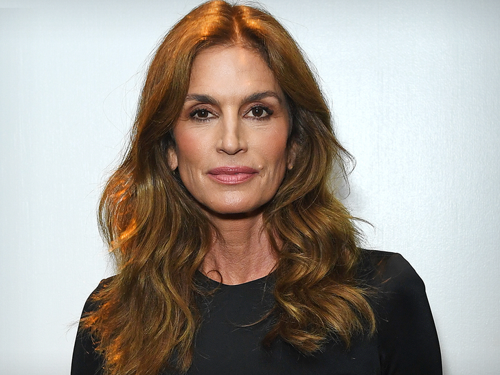 Cindy Crawford Says She Had Survivor’s Guilt After Brother’s Death