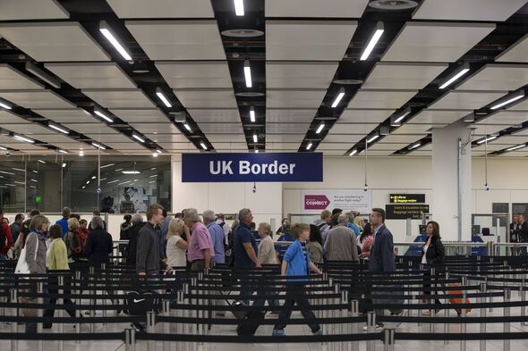 ‘Fighting chance’ net migration will fall to 150,000 gives Rishi Sunak crucial boost