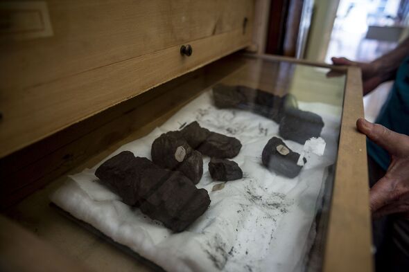 Incredible discovery as treasure trove of ‘priceless’ Roman letters found in ancient Egypt