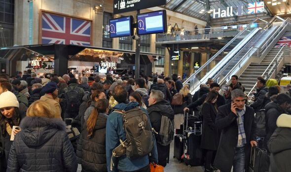 Travel chaos erupts as hundreds of Eurostar passengers stranded over another e-gate issue