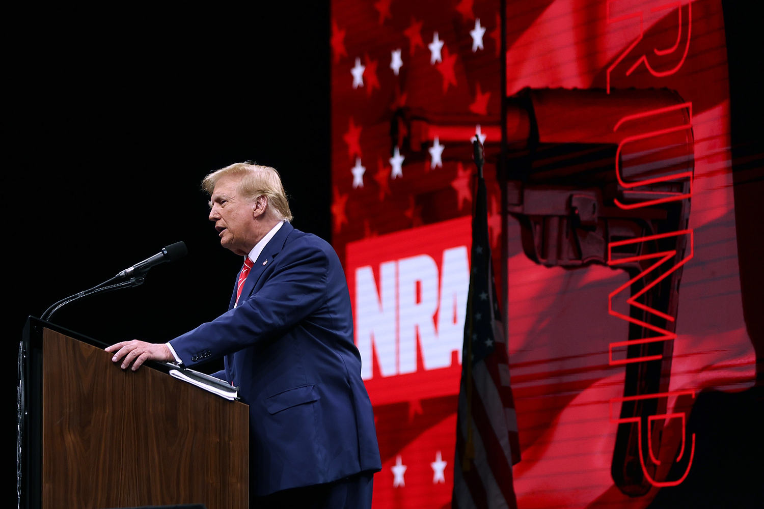 Trump accepts NRA endorsement, urges gun owners to turn out to vote