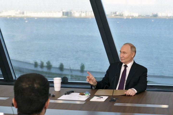 Putin warns Russia could give others long-range weapons to strike West