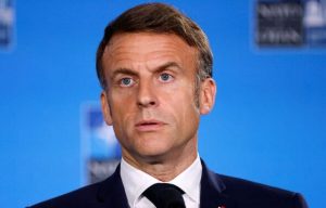 Nightmare for Emmanuel Macron as French economy issued £21bn black hole warning