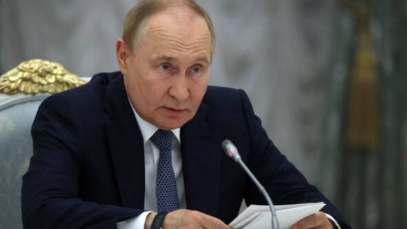 Putin feared to be behind Paris chaos as huge network paralysed for entire weekend