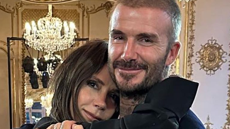 Victoria Beckham rocks the tiniest handbag you ever saw on date night with David