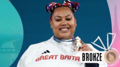 ‘Wonderful’ Campbell wins weightlifting bronze