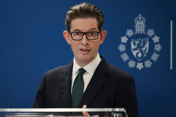 British intelligence chief warns of ‘worsening threat’ from ISIS