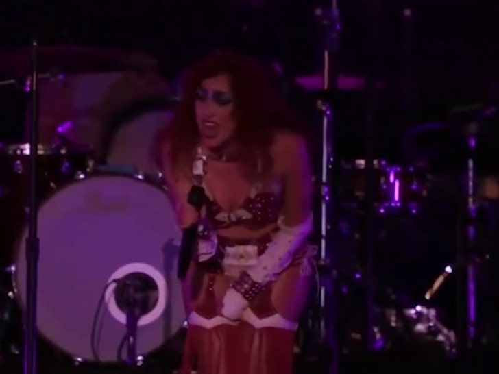 Chappell Roan Calls Former Theater Teacher a ‘B****’ Onstage