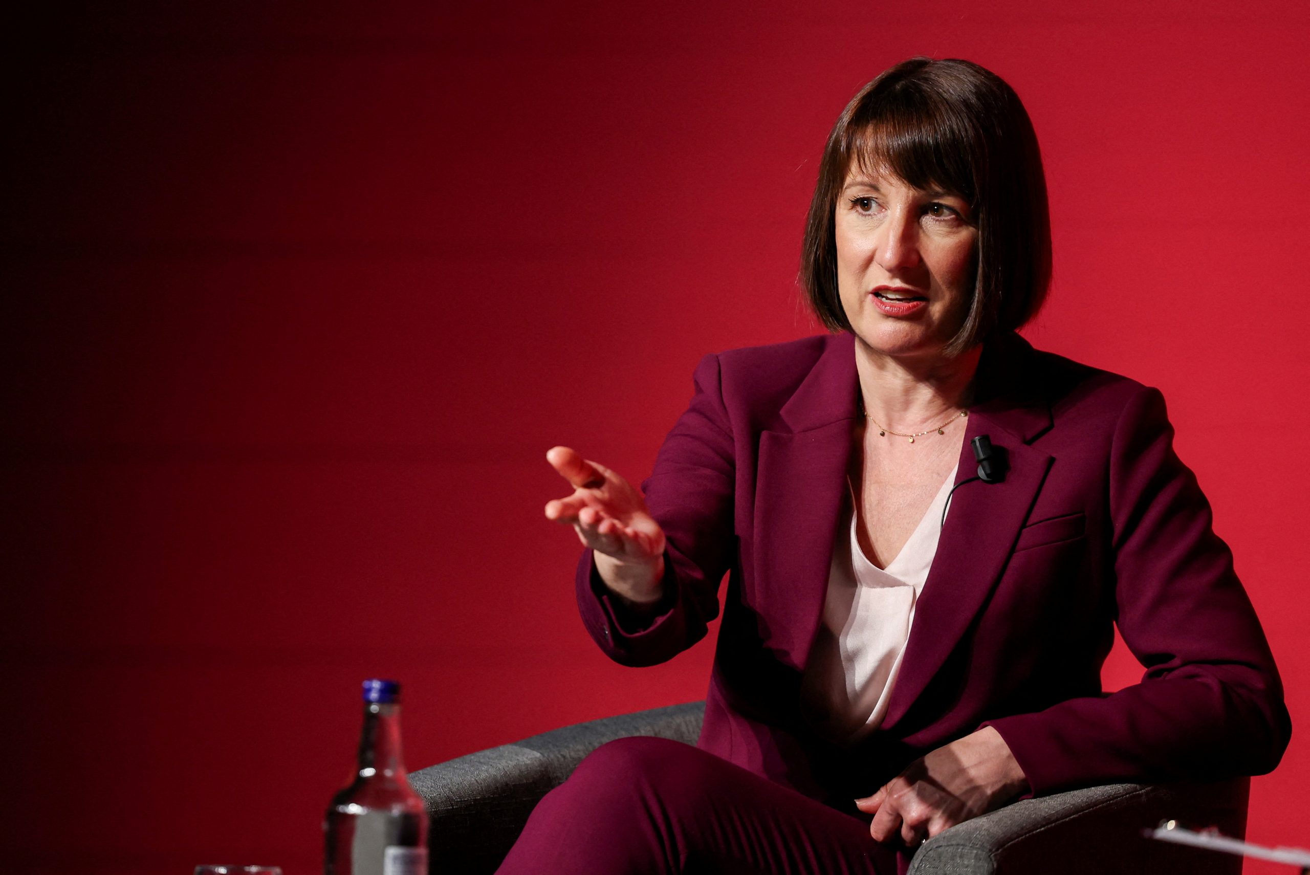Rachel Reeves to pledge £500m more for fixing roads and ending pothole crisis