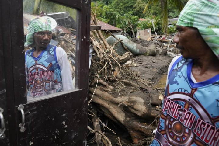 Tropical Storm Trami triggers killer floods, landslides in Philippines: 126 dead or missing