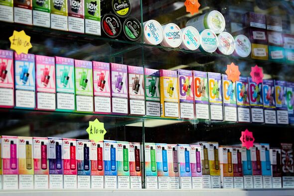 The ‘child-lock’ that could stop young people vaping