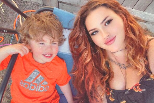 Young mum given months to live after waking up paralysed has ‘accepted fate’