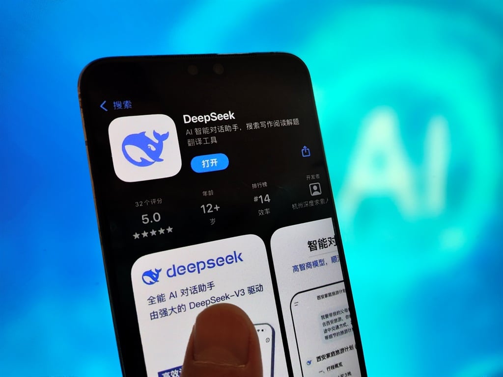 News24 | Chinese AI startup DeepSeek overtakes ChatGPT on Apple app store in US