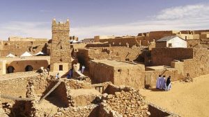 The incredible African city being ‘swallowed by the desert’ as homes sink under sand