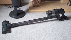 I tried Samsung’s pricey new AI vacuum, and I now know there’s no need for an AI-powered vacuum to exist