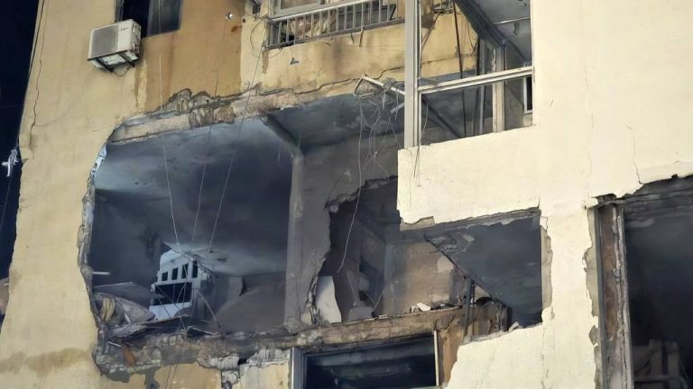 News24 | Israel strike in south Lebanon kills 4 people, says health ministry