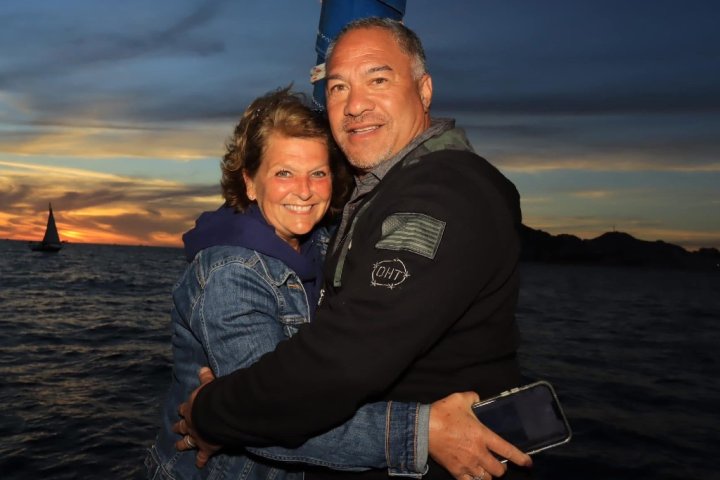 U.S. couple finally home after month in Mexican prison over timeshare dispute