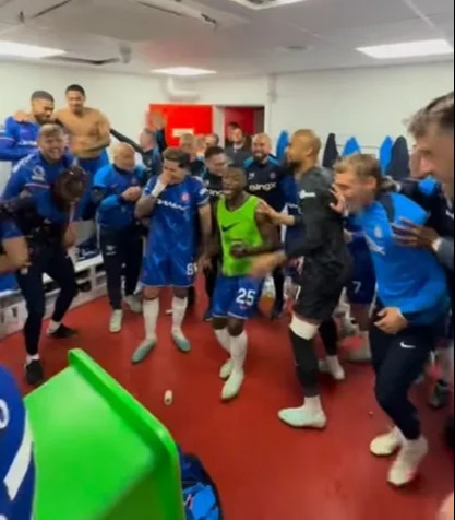 Inside Chelsea’s dressing room celebrations after Champions League spot secured and fans will LOVE what Caicedo says
