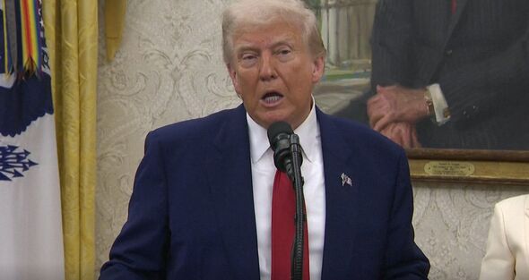 Trump fires ominous six-word warning shot to ‘disrespectful’ Putin as row rages on