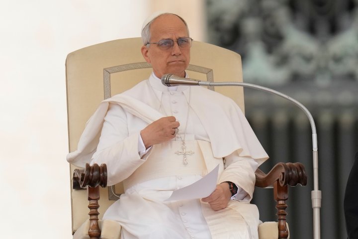 Pope criticizes political nationalism, prays for reconciliation and dialogue