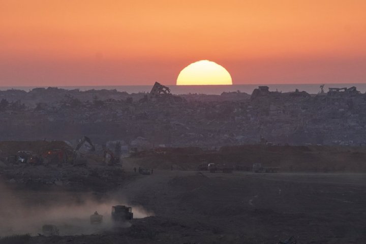 52 Palestinians in Gaza are killed by Israeli airstrikes or shot dead while seeking aid