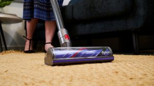 “The slower you go, the more you will pick up” – Dyson engineer reveals the most efficient vacuum cleaning technique, backed up by science