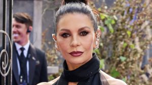 I’m a style writer and I’m obsessed with Catherine Zeta-Jones’ ‘haunting’ Morticia Addams transformation