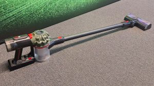 Dyson just released the vacuum we actually wanted – an upgraded V8 that costs basically the same as the original