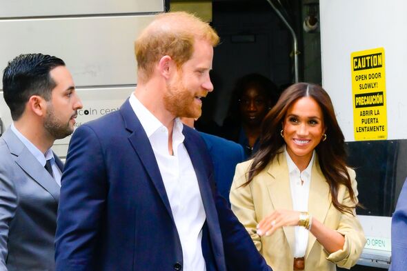 Royal Family LIVE: Meghan and Harry branded ‘bad news’ as expert hits out at King meeting