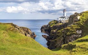 Brits could be paid up to £75,000 to move to ‘breathtaking’ islands