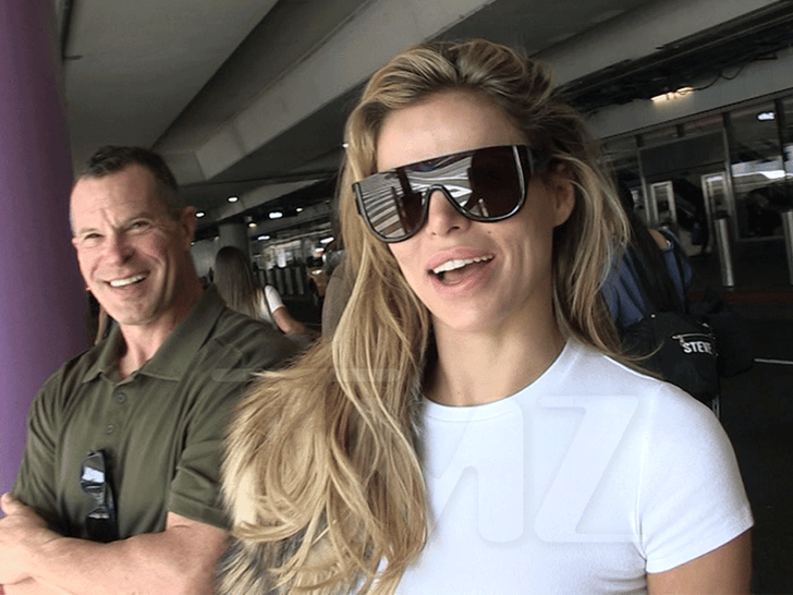 Brooks Nader Says She’s Open to Dating Nonfamous People Brooks Nader Says She’s Open to Dating Nonfamous People