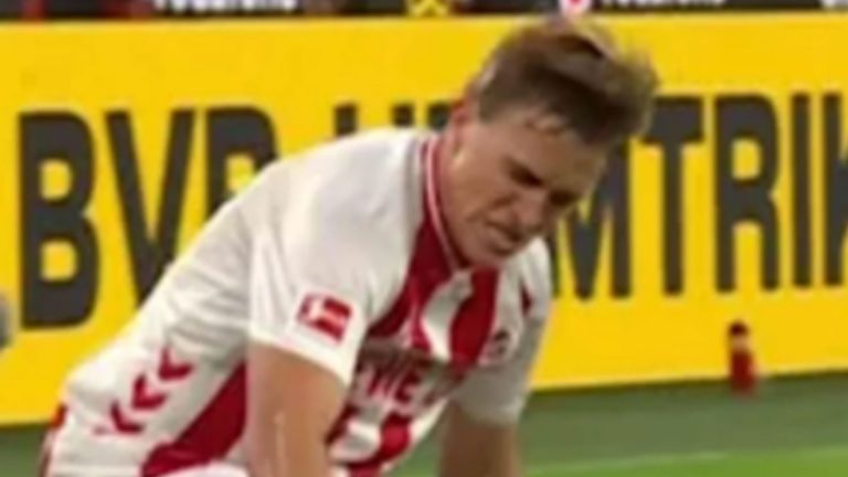 Bundesliga ace suffers gruesome injury as fans send wellwishes and say ‘that’s not what knees are supposed to look like’ Bundesliga ace suffers gruesome injury as fans send wellwishes and say ‘that’s not what knees are supposed to look like’
