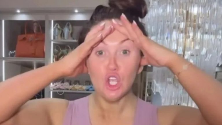 Charlotte Dawson shows off weight loss as she reveals exact amount she’s lost after being ‘biggest’ she had ever been Charlotte Dawson shows off weight loss as she reveals exact amount she’s lost after being ‘biggest’ she had ever been